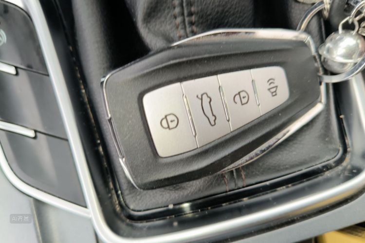 GEELY Emgrand 2021 #10 GEELY Emgrand 2021 car image #10
