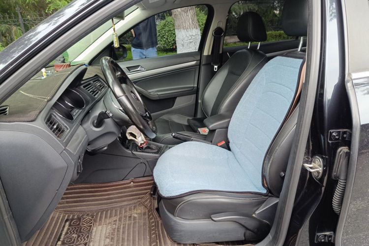 Volkswagen Lavida 2015 car image #15