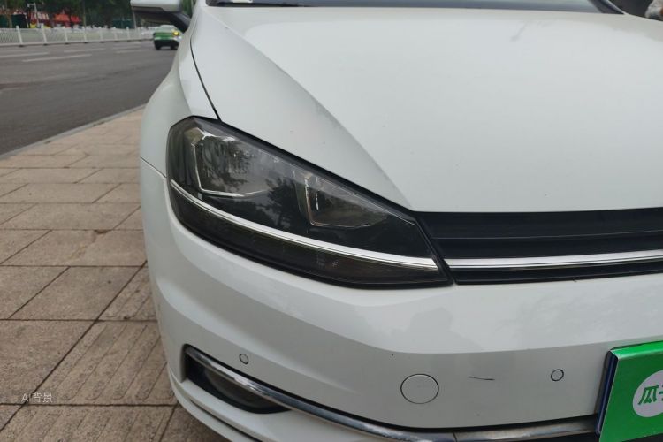 Volkswagen Golf 2020 #8 Volkswagen Golf 2020 car image #8