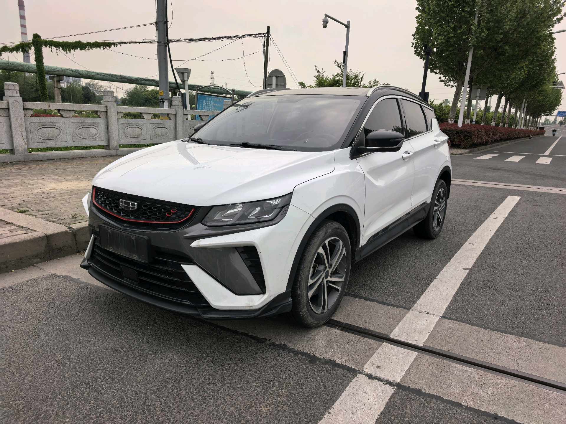 GEELY Coolray 2021 car image 
