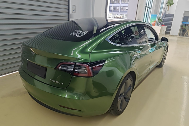 Tesla Model 3 2020 car image #7