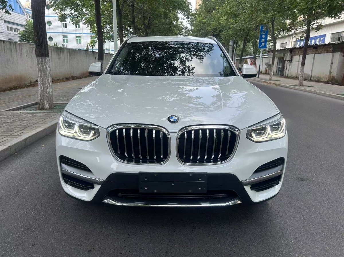 BMW X3 2021 car image 
