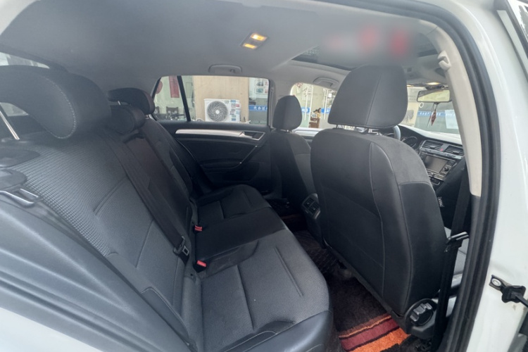 Volkswagen Golf 2019 #11 Volkswagen Golf 2019 car image #11