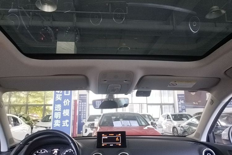 Audi A3 2016 immagine di auto #20