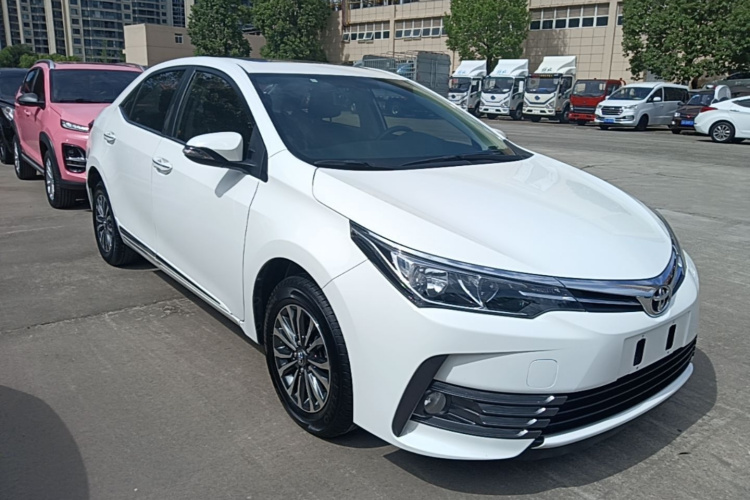Toyota Corolla 2019 #4 Toyota Corolla 2019 car image #4