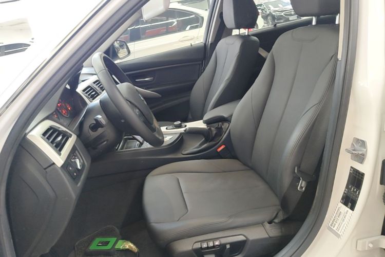 BMW 3 Series 2015 #19 BMW 3 Series 2015 car image #19