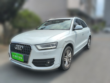 Audi Q3 2014 Audi Q3 2014 immagine di auto