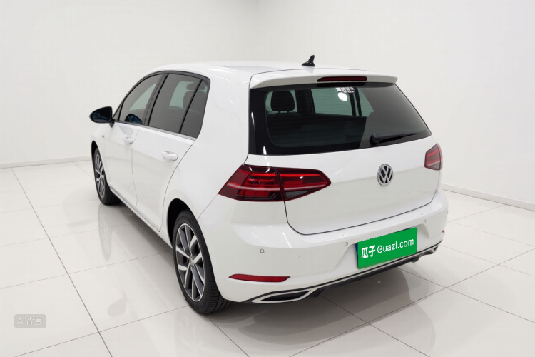 Volkswagen Golf 2019 #5 Volkswagen Golf 2019 car image #5