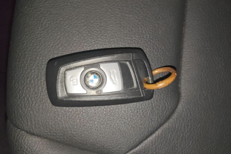 BMW 3 Series 2016 #9 BMW 3 Series 2016 car image #9