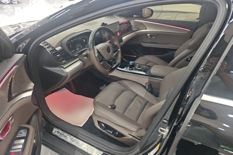 BYD Han 2022 car image #15