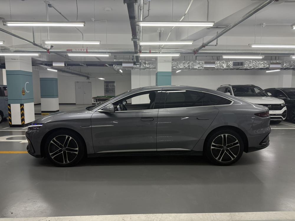 BYD Han 2023 car image #4