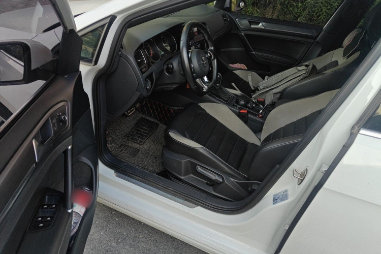 Volkswagen Golf 2017 #19 Volkswagen Golf 2017 car image #19
