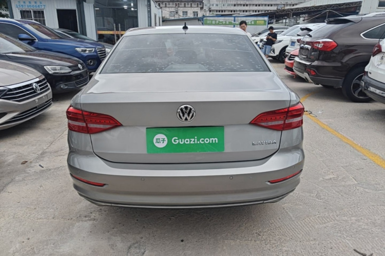 Volkswagen Lavida 2019 car image #6