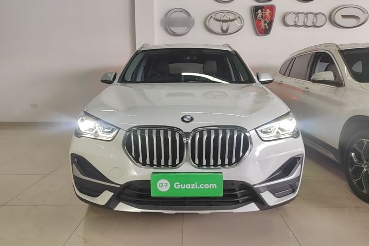 BMW X1 2021 #3 BMW X1 2021 car image #3