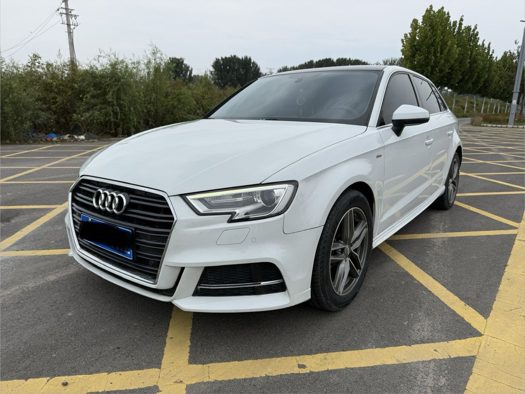 2019 2019 car image