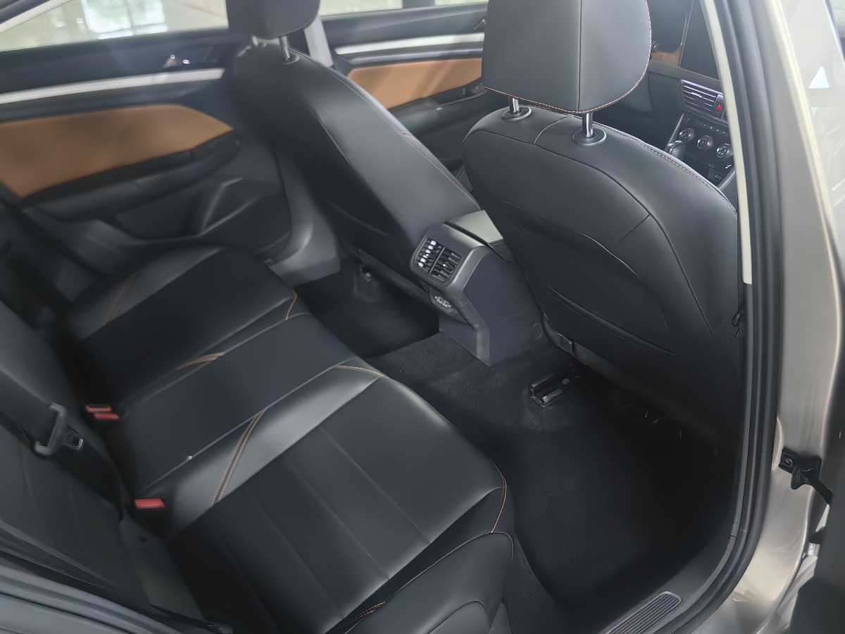 Volkswagen Bora 2022 car image #3