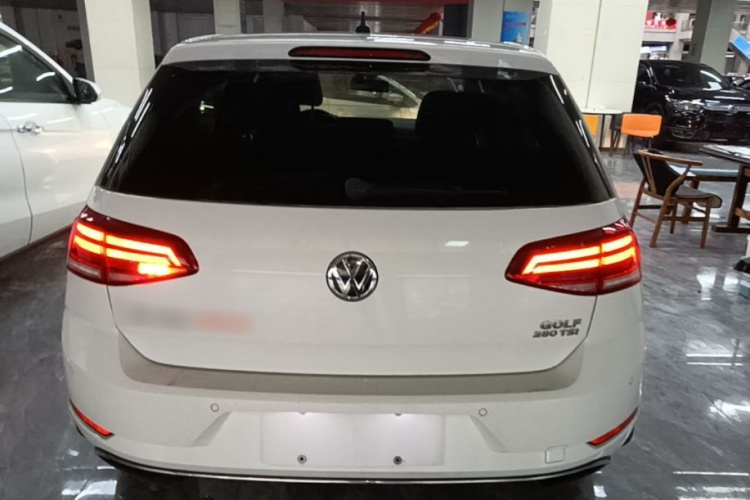 Volkswagen Golf 2020 #4 Volkswagen Golf 2020 car image #4