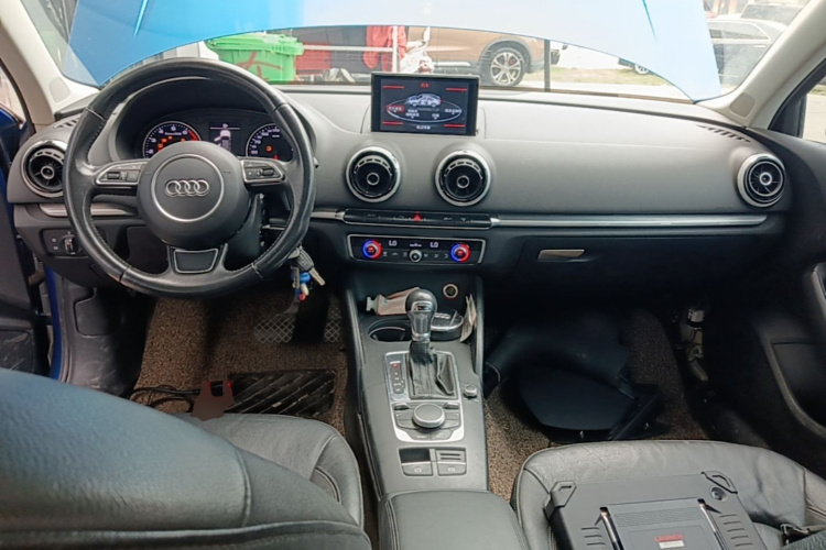 Audi A3 2016 immagine di auto #10