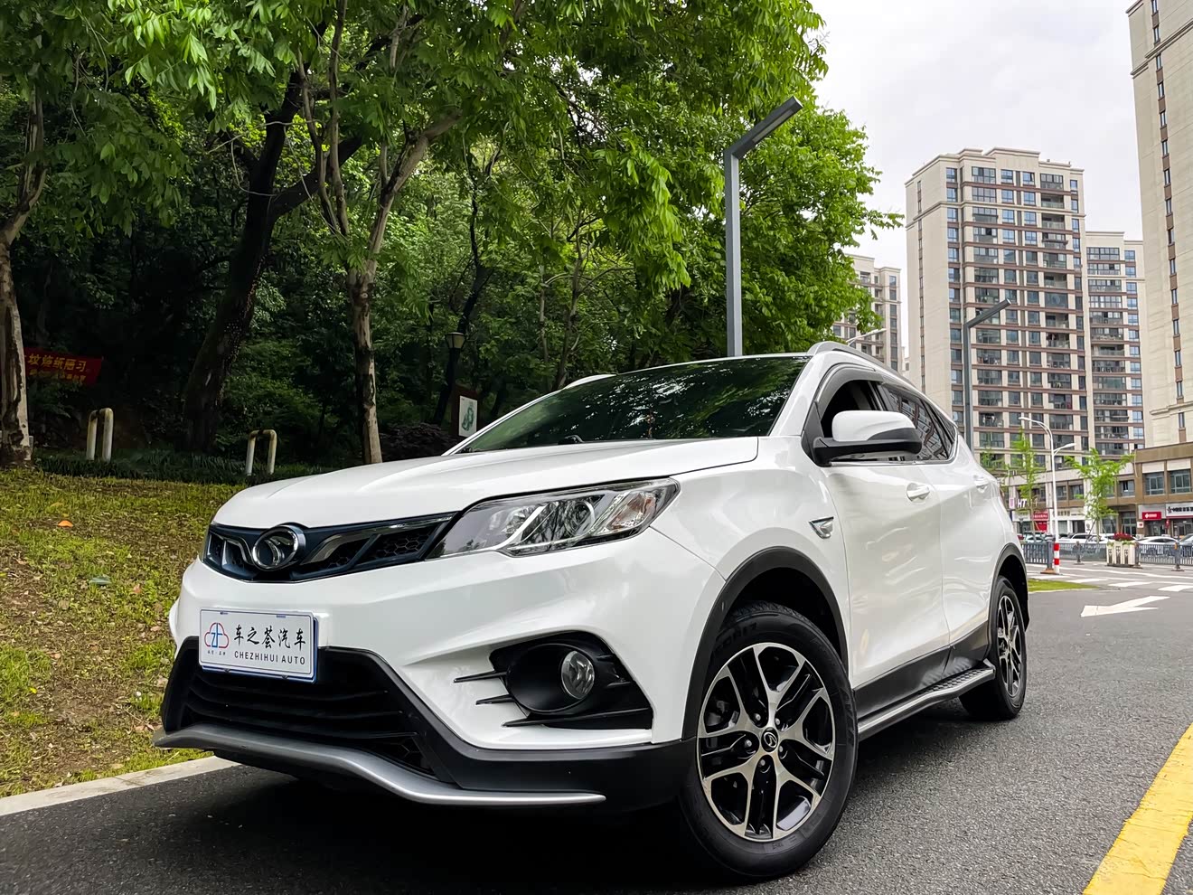 Soueast DX3 2016 Soueast DX3 2016 imagen de coche