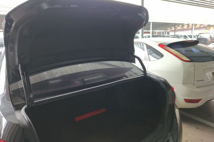 Toyota Corolla 2017 car image #19