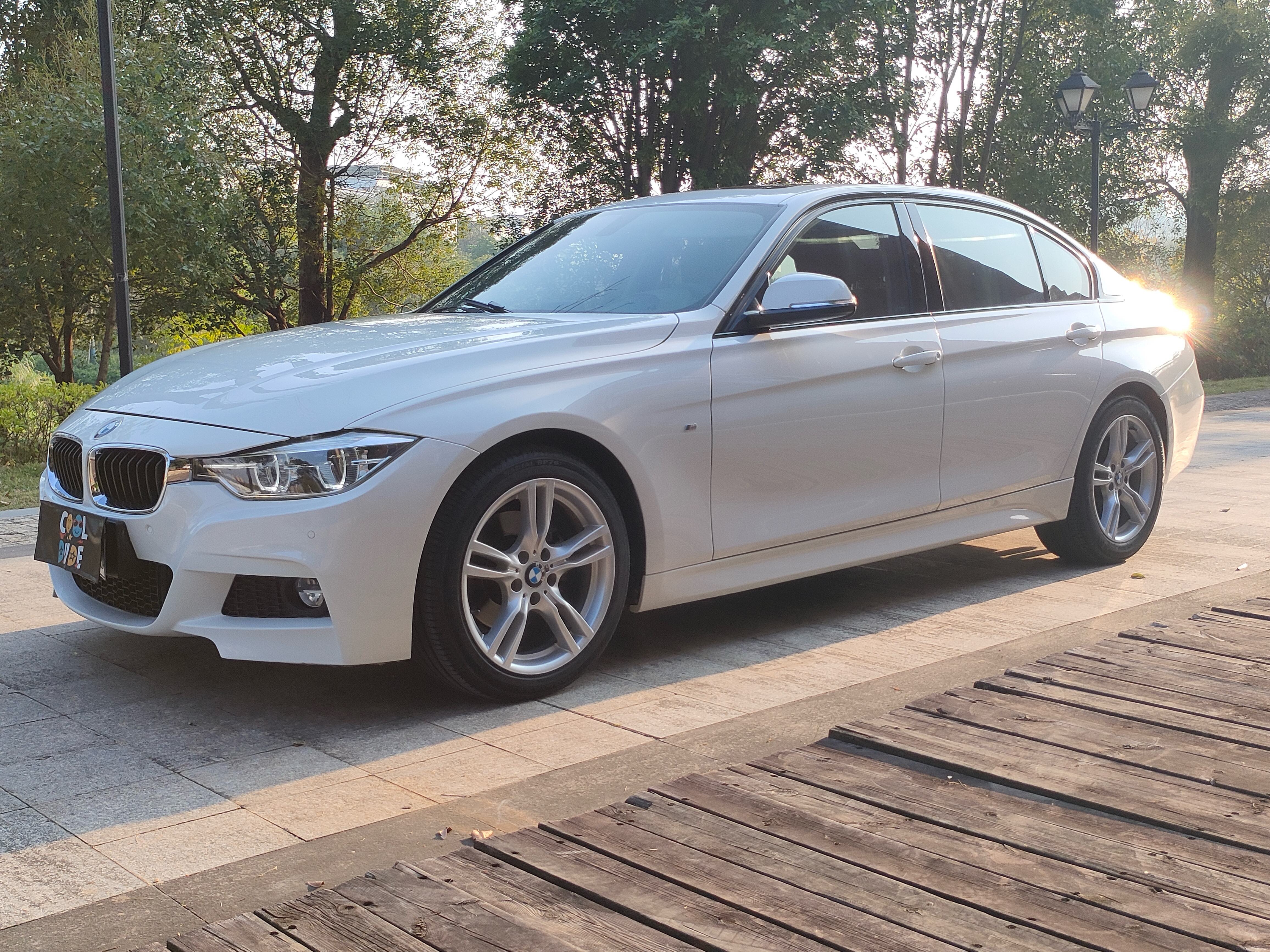 BMW 3 Series 2018 BMW 3 Series 2018 car image