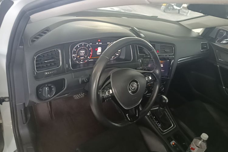 Volkswagen Golf 2019 #11 Volkswagen Golf 2019 car image #11