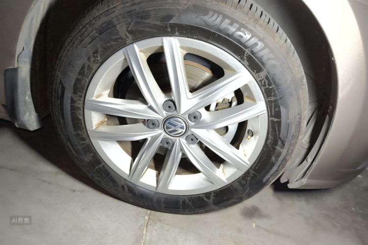 Volkswagen Golf 2020 car image #9