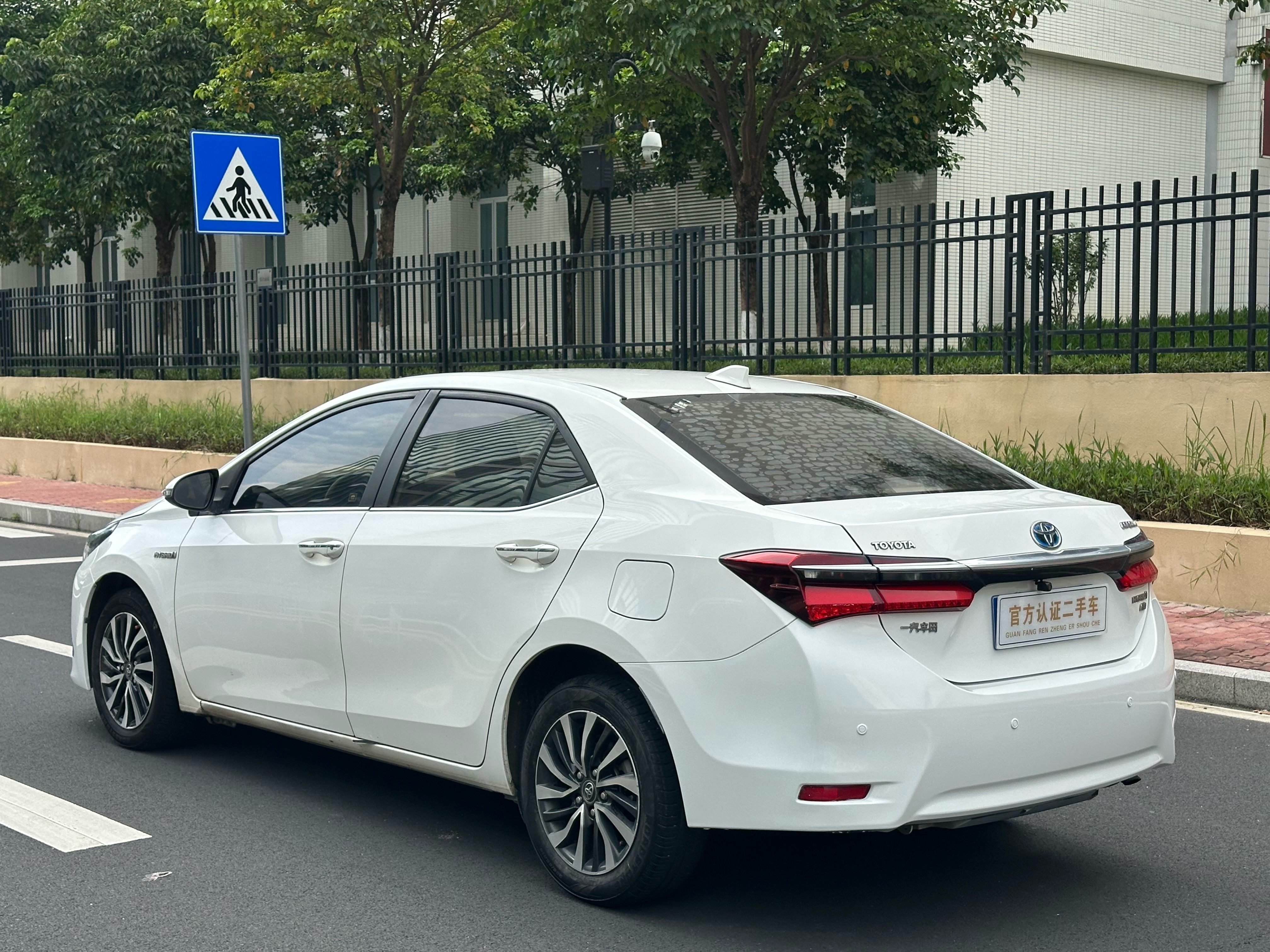 Toyota Corolla 2018 car image #6