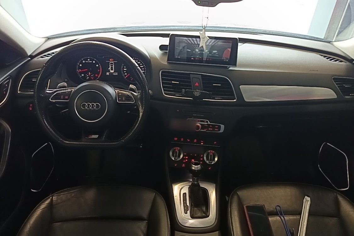 Audi Q3 2014 #23 Audi Q3 2014 car image #23