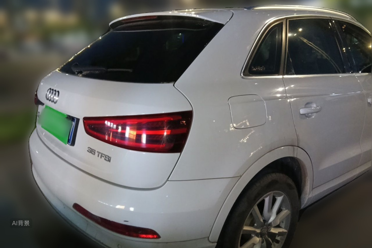 Audi Q3 2015 car image #7