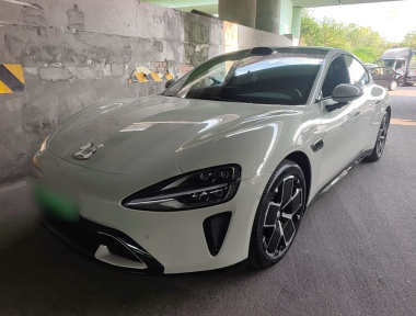 MI SU7 2025 imagem de carro 