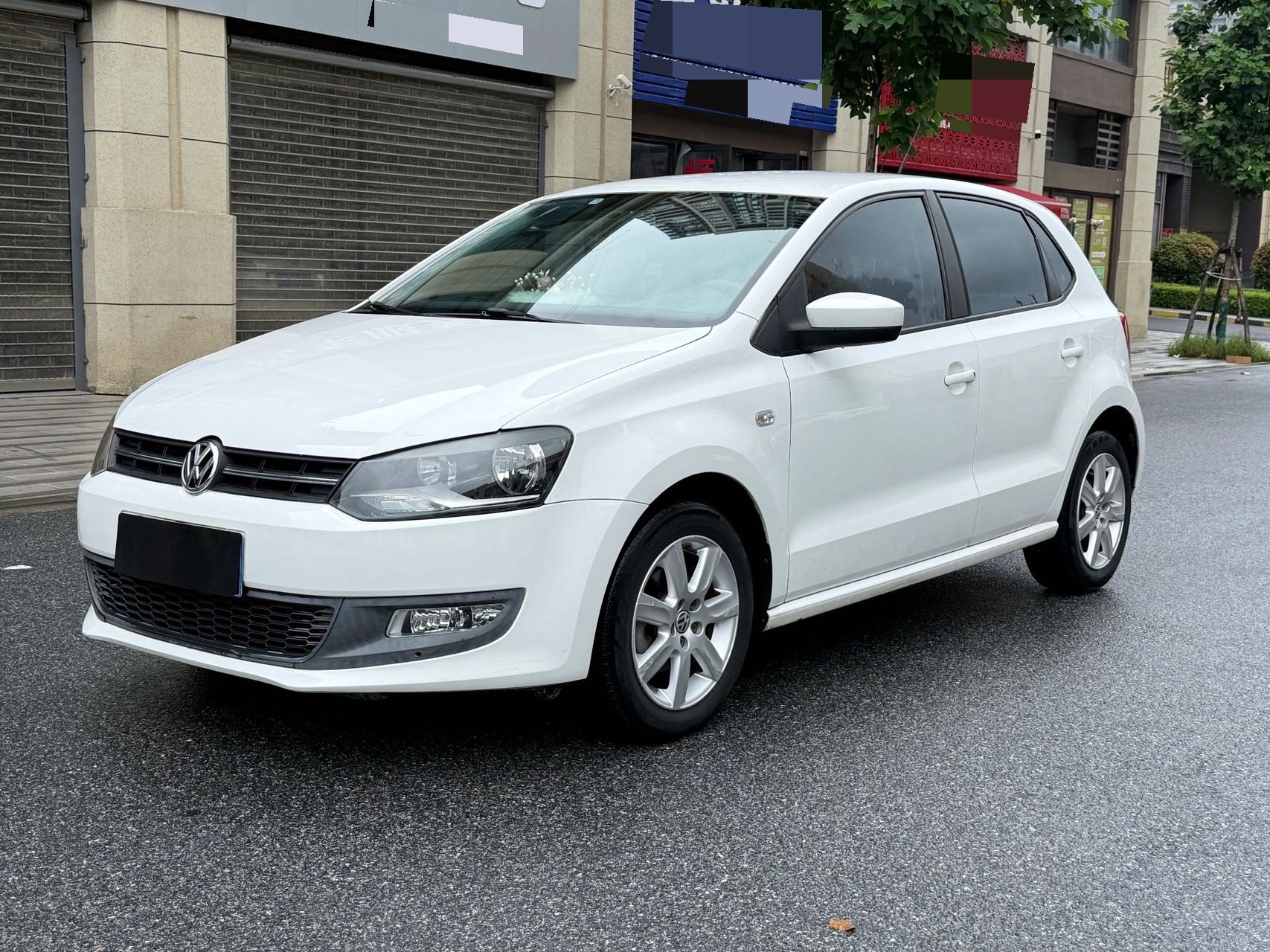 Volkswagen Polo 2014 Volkswagen Polo 2014 car image