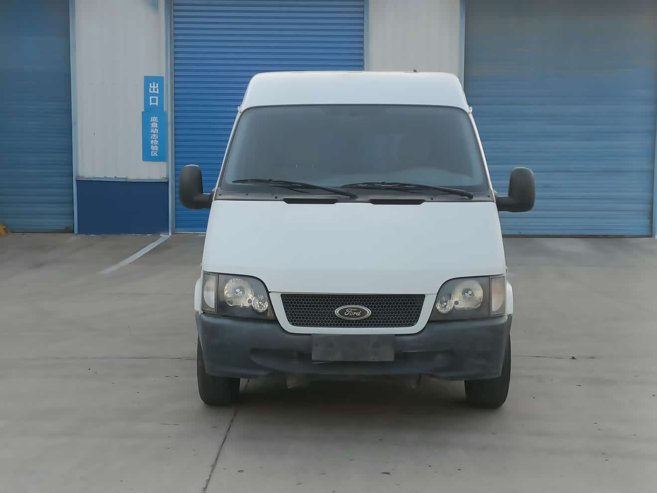 Ford Transit Classic 2016 car image 