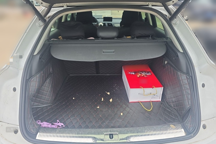 Audi Q3 2016 #21 Audi Q3 2016 car image #21