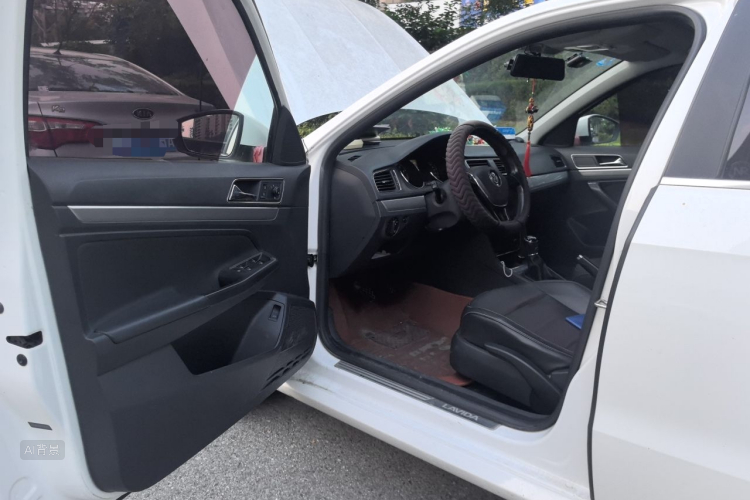 Volkswagen Lavida 2015 car image #18