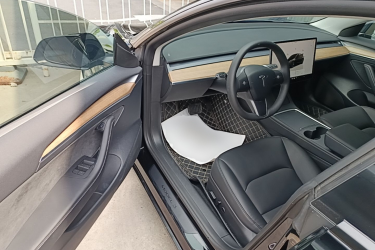 Tesla Model 3 2023 #16 Tesla Model 3 2023 immagine di auto #16