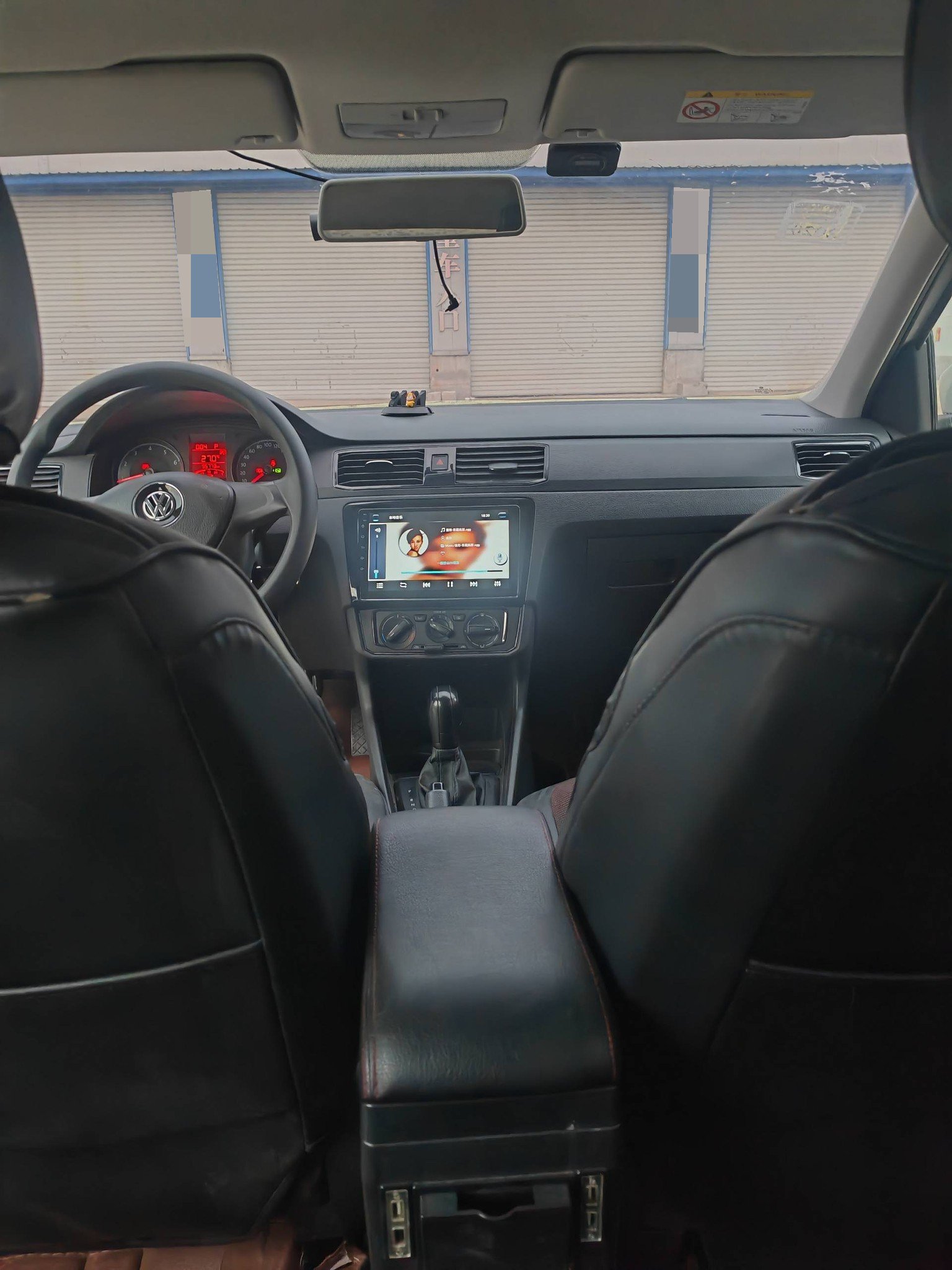 Volkswagen Santana 2018 imagem de carro #7