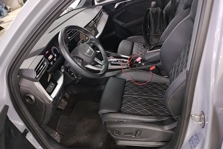 Audi A3 2025 car image #17