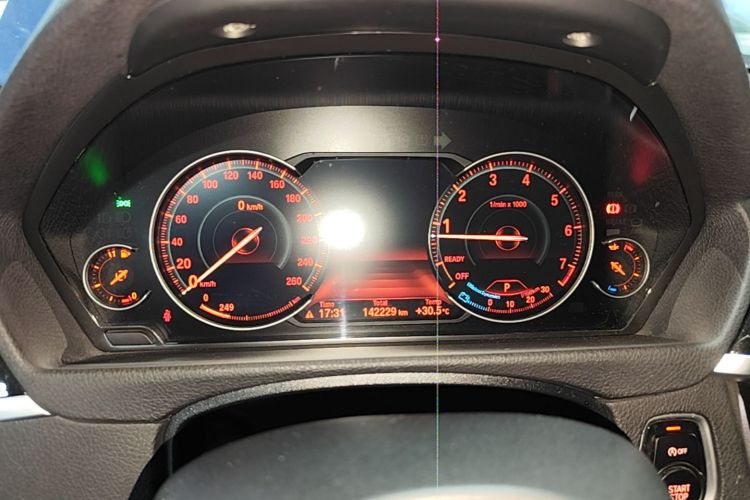 BMW 3 Series 2018 #12 BMW 3 Series 2018 car image #12