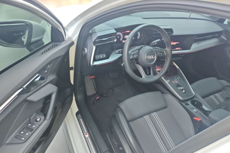 Audi A3 2024 immagine di auto #16