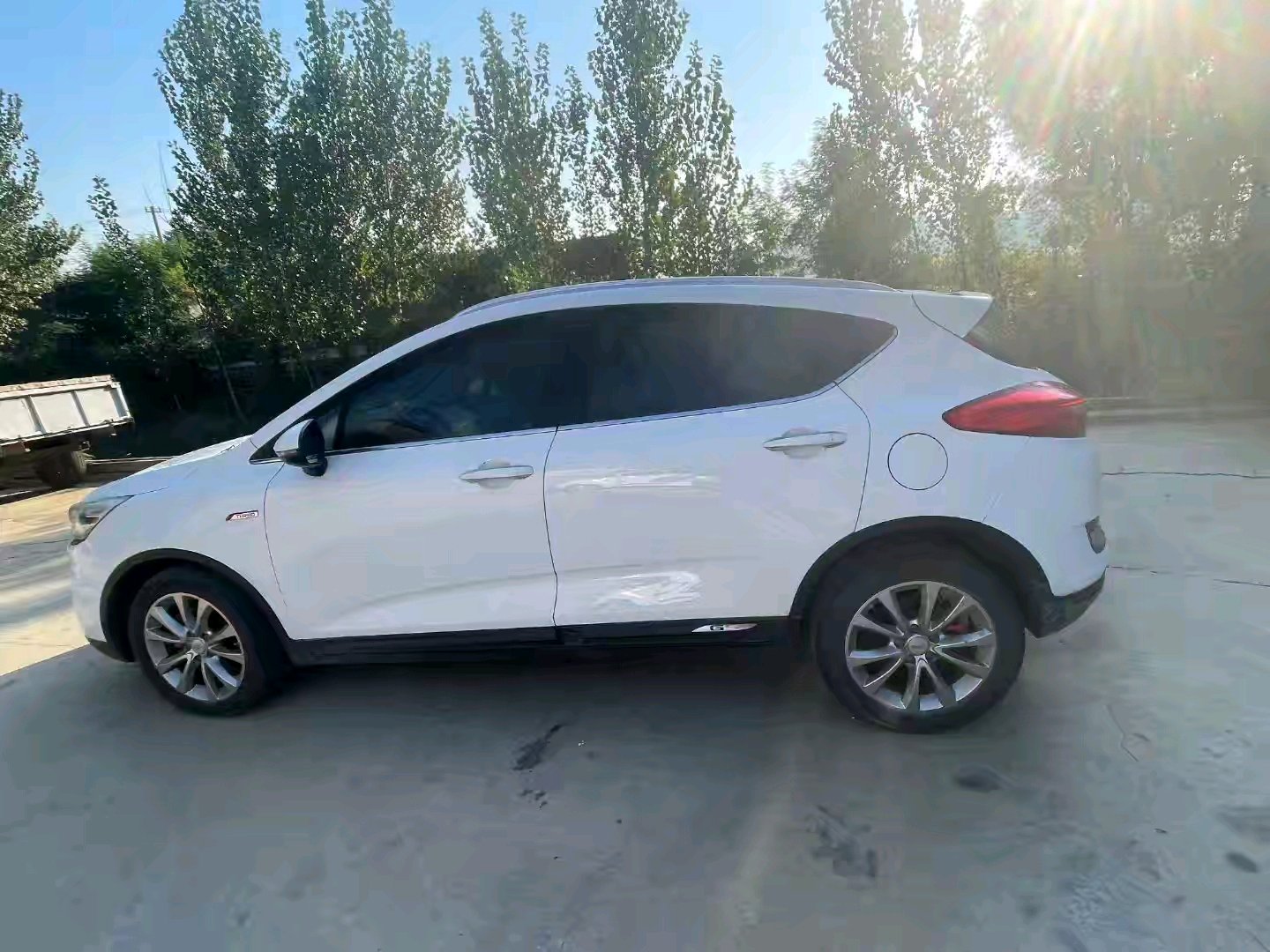 GEELY Emgrand GS 2019 car image #4
