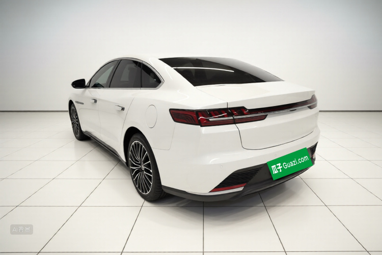 BYD Han 2022 صورة سيارة #5