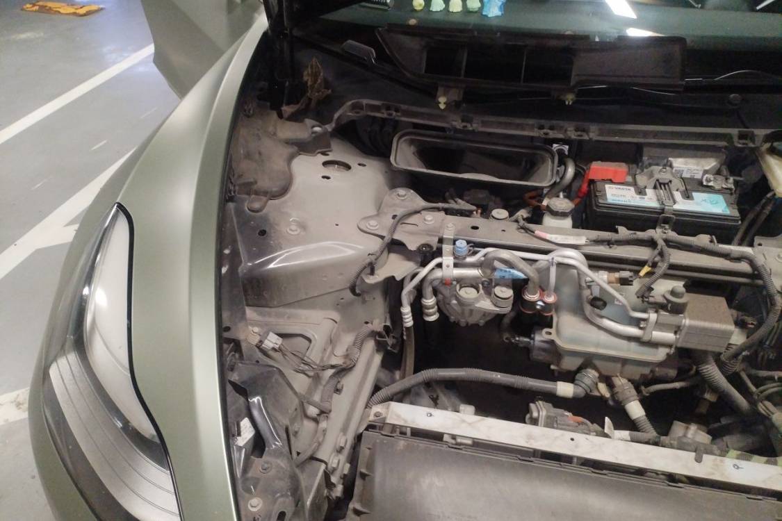 Tesla Model 3 2020 car image #11