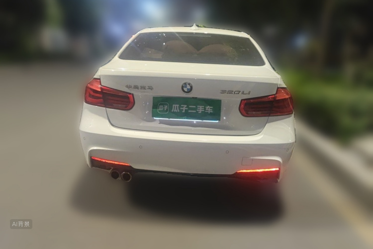 BMW 3 Series 2018 car image #6