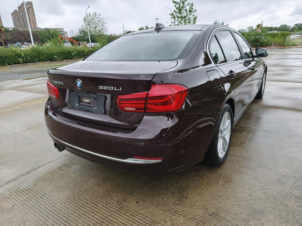 BMW 3 Series 2017 #7 BMW 3 Series 2017 car image #7