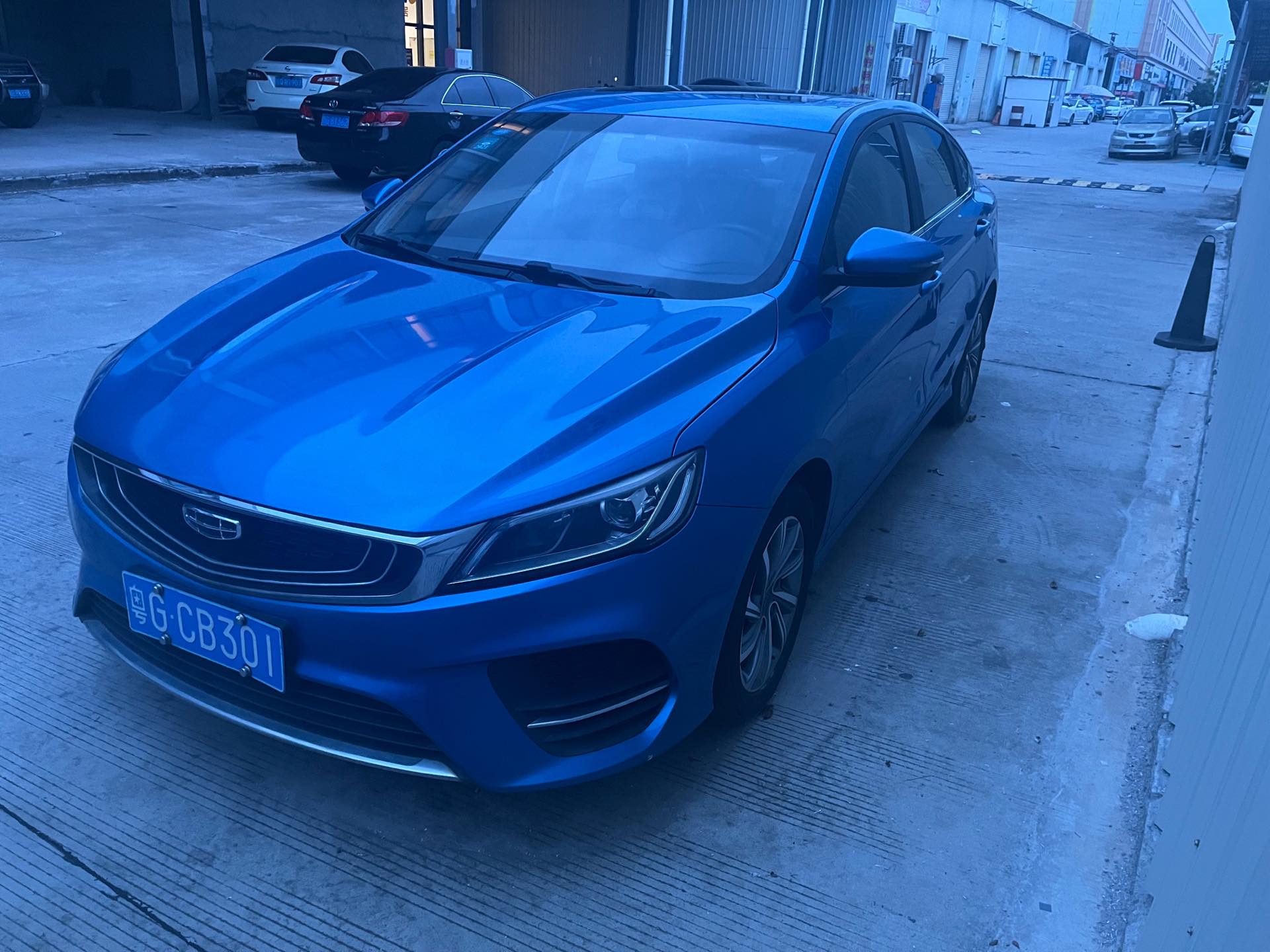 GEELY Binray 2019 immagine di auto 