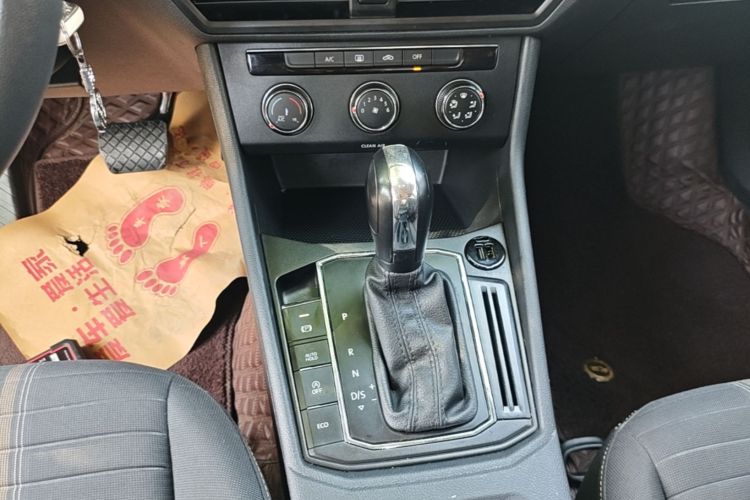Volkswagen Lavida 2021 car image #14