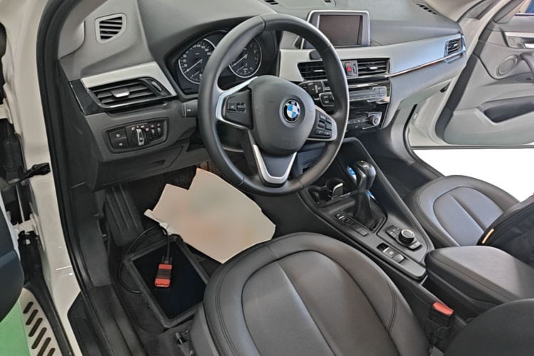 BMW X1 2018 #11 BMW X1 2018 car image #11