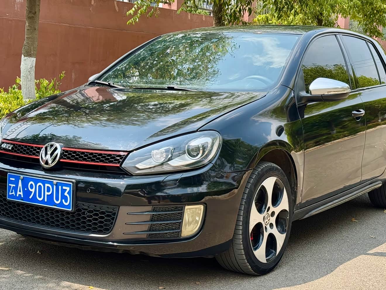 Volkswagen GolfGTI 2014 car image 