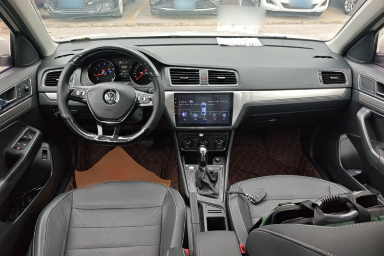 Volkswagen Lavida 2017 car image #11